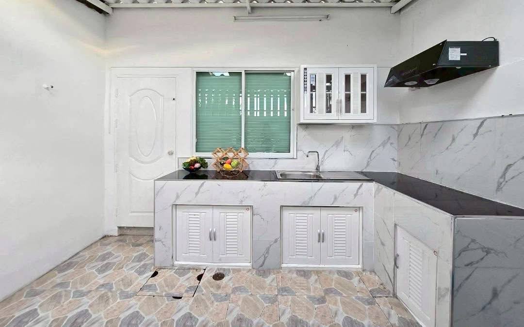 รูป 2-Bedroom Townhouse for Sale in Nong Pla Lai - รูปที่ 3/9