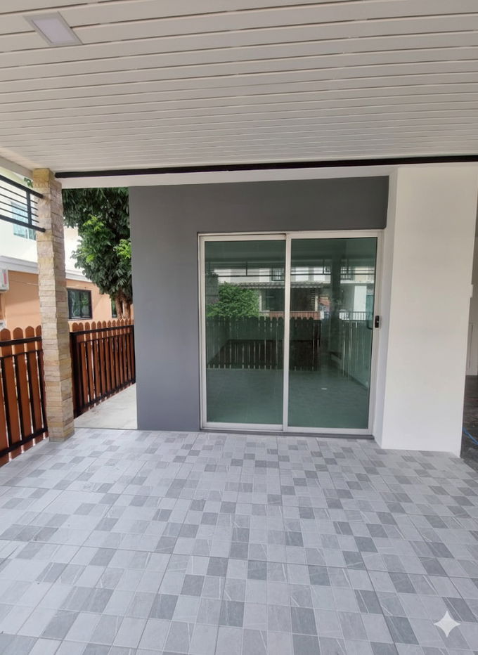 รูป 🏡 𝗛𝗢𝗨𝗦𝗘 𝗙𝗢𝗥 𝗦𝗔𝗟𝗘 | ทาวน์โฮม 2 ชั้น หลังมุม Pruksa Ville 77 พุทธมณฑลสาย 4 ⚡️ - รูปที่ 4/15