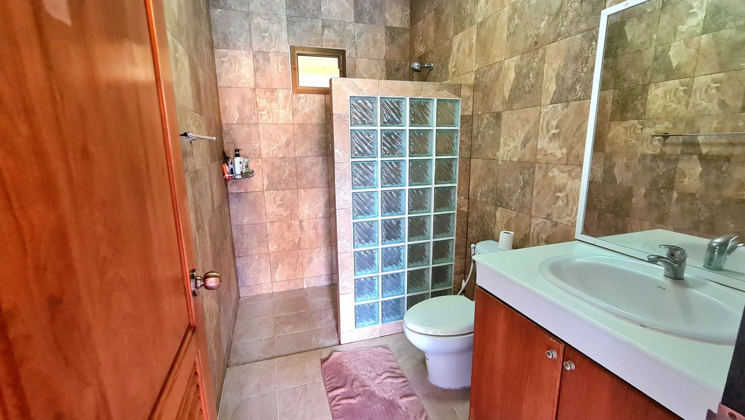 picture Spacious Private Villa with Swimming Pool for Sale – Bang Saray - 12/20