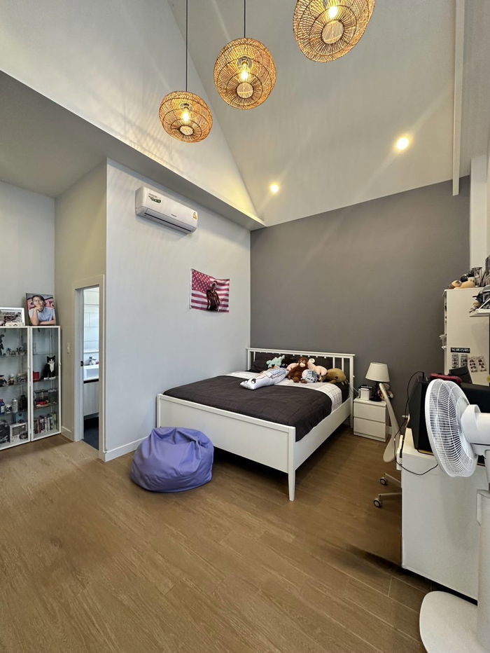 picture Luxurious Pool Villa at Mabprachan - 16/17