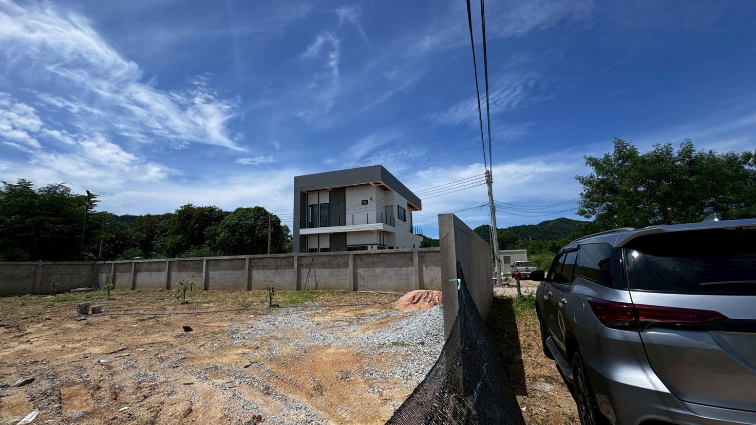 รูป ขายที่ดิน – เหมาะสำหรับสร้างพูลวิลล่า บางเสร่ - รูปที่ 3/4