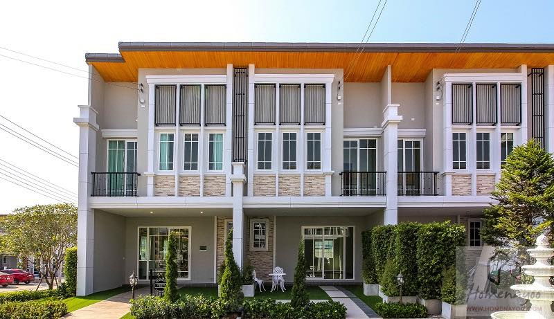 รูป ทาวน์เฮาส์ 4 ห้องนอนสำหรับขายในเขาตาโล - รูปที่ 1/10