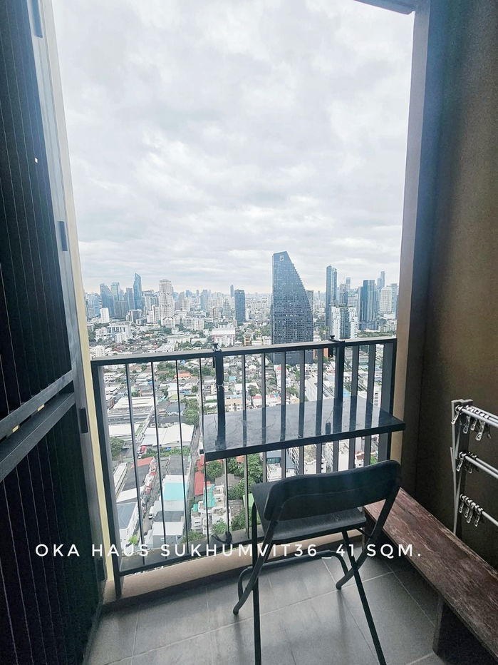 รูป 🎉Hot!! Condo​ For​ Rent 2 bedrooms at Oka​ Haus​ Sukhumvit36 opposite Vimut-Theptarin Hospital near Lotus's, BigC - รูปที่ 3/9