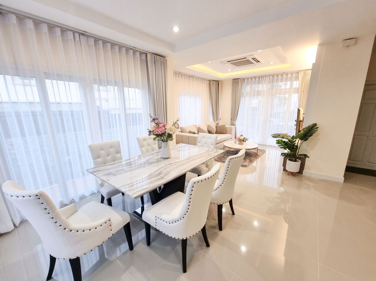 รูป บ้าน 3 ห้องนอนให้เช่าในพัทยาตะวันออก - รูปที่ 2/9