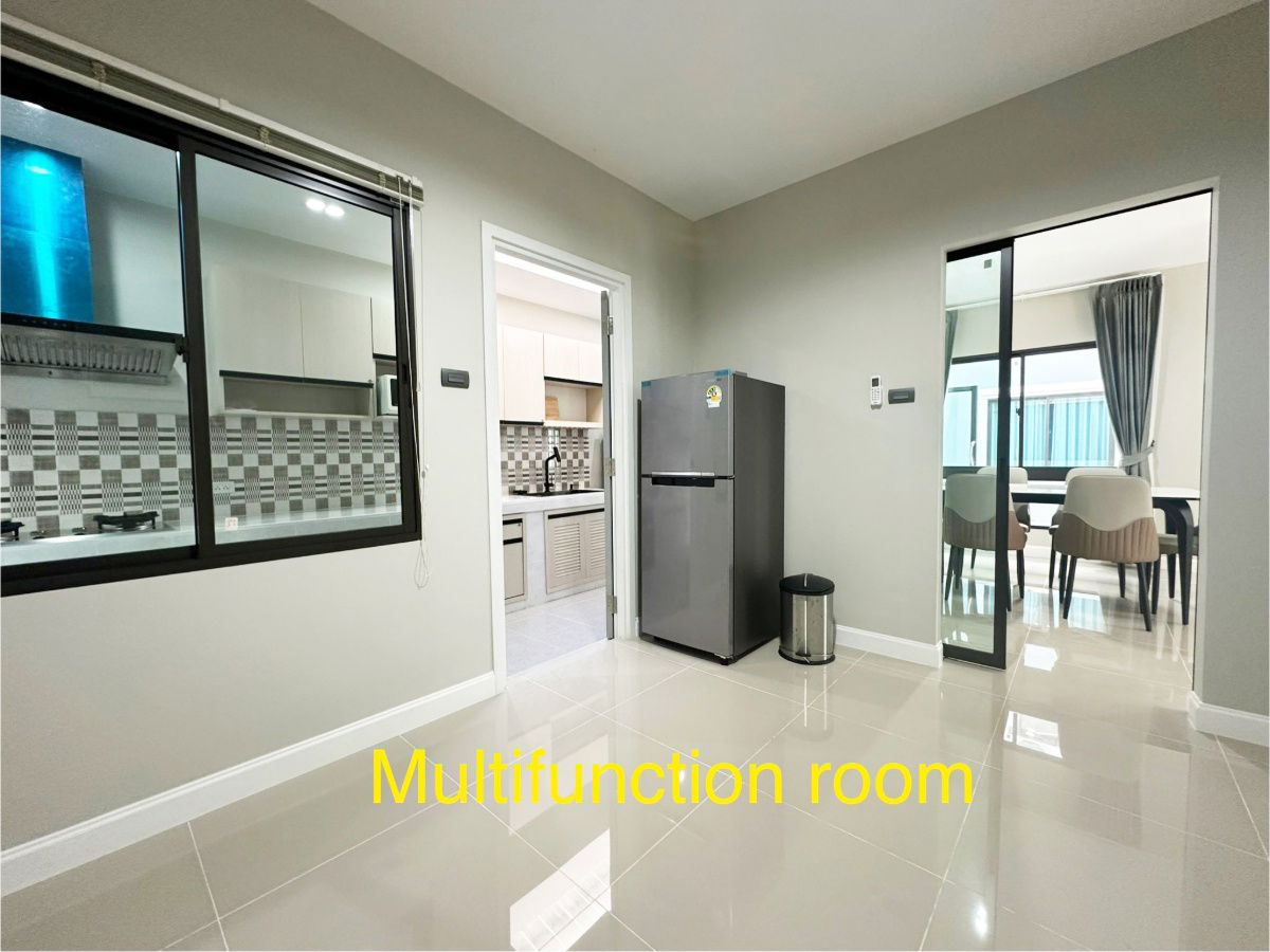 picture Two storey house for rent with 3 bedrooms,3 toilets and 1 kitchen.  - 5/19