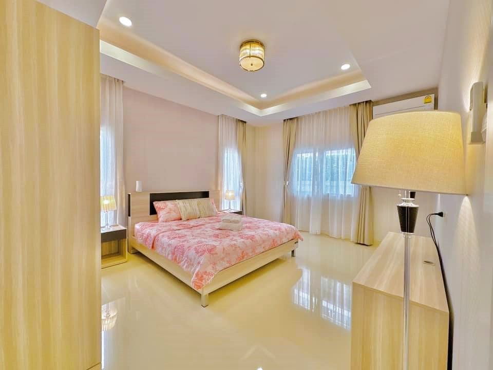 picture 4 Bedrooms Pool villa for Sale in Huay Yai - 6/17