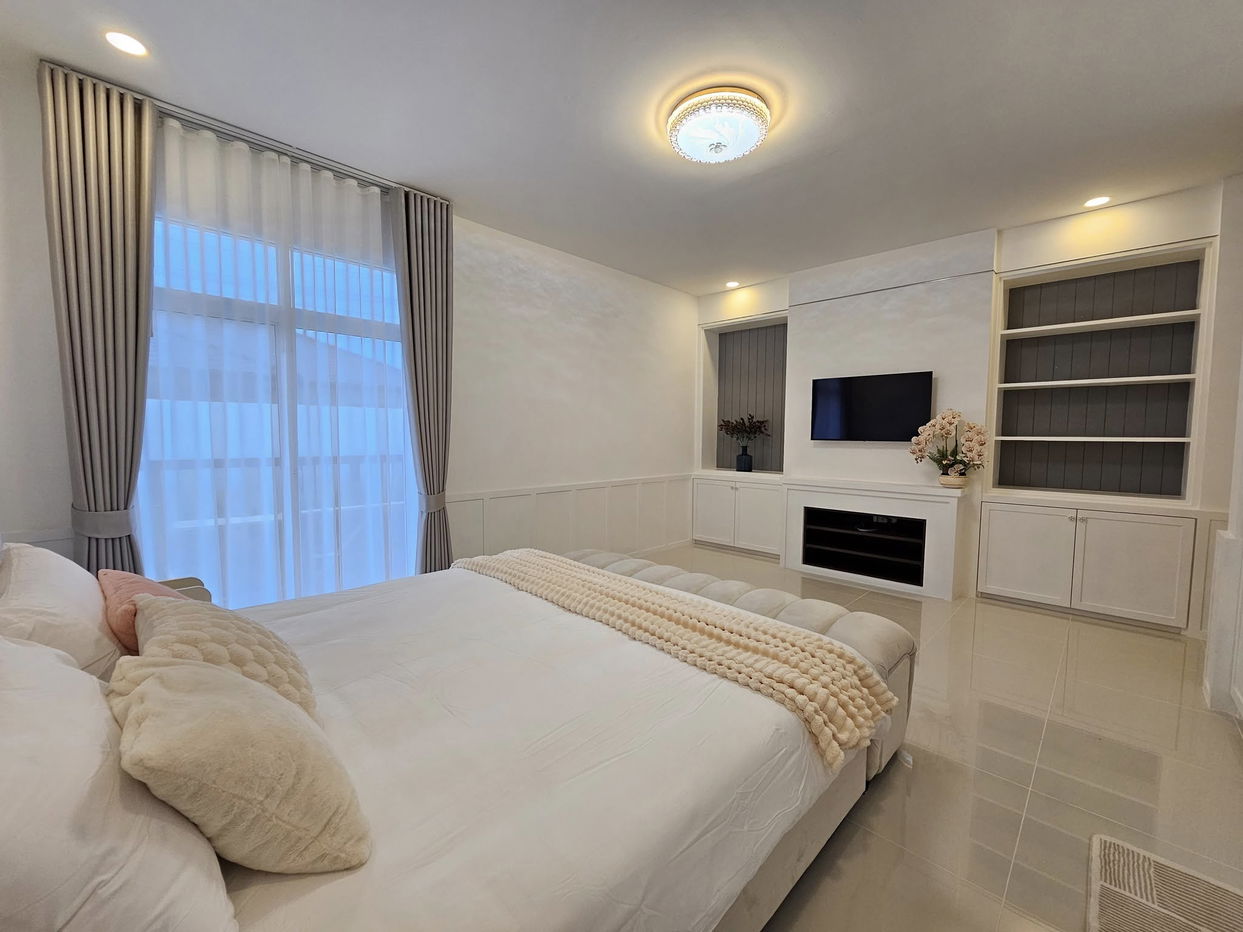 รูป ขายวิลล่าหรู 3 ห้องนอน พร้อมสระว่ายน้ำ – ห้วยใหญ่ - รูปที่ 12/18