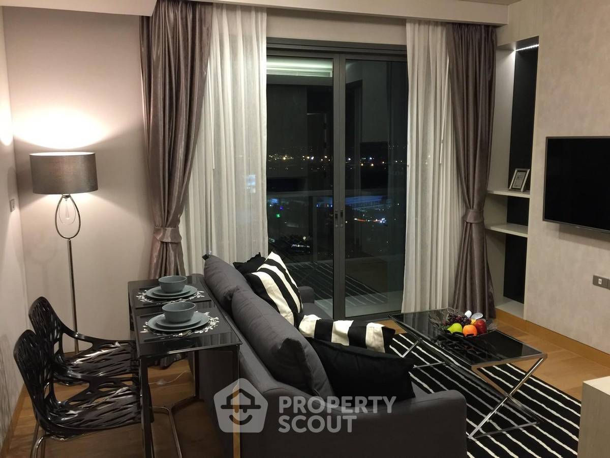 รูป คอนโด 1-ห้องนอน ที่ เดอะ ลุมพินี 24 ใกล้ BTS พร้อมพงษ์ (ID 452854) - รูปที่ 1/8