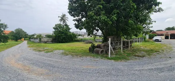 รูป ที่ดินแบ่งแยกพร้อมสร้างโครงการบ้านจัดสรร - รูปที่ 3/16