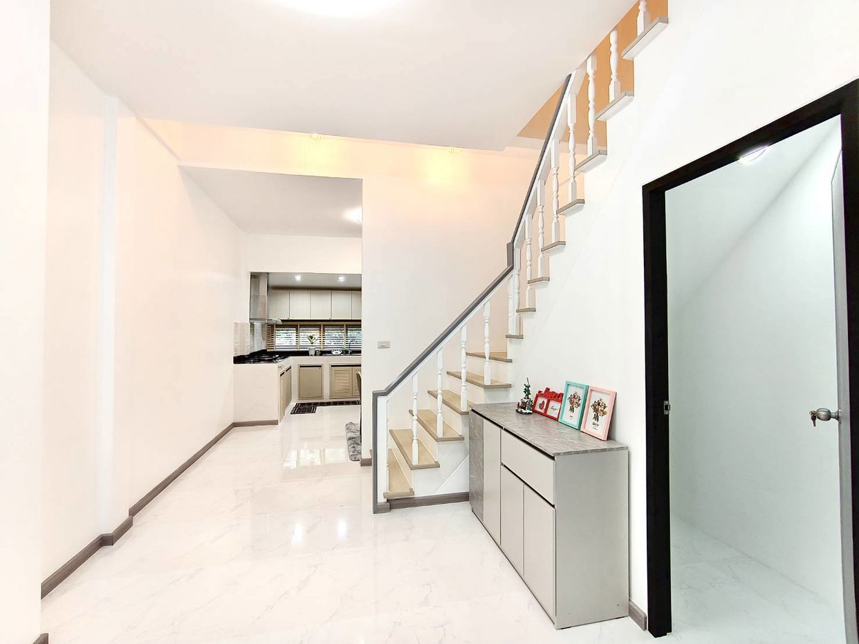 รูป ขายทาวน์เฮ้าส์ 2 ห้องนอนในพัทยาตะวันออก - รูปที่ 3/11