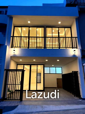 ทาวน์โฮม ถนนเตาโล : ทาวน์โฮม 4 ห้องนอน 4 ห้องน้ำ ใกล้ถนนคนเดิน