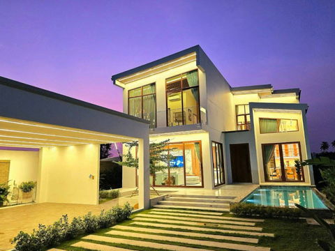 วิลล่าหรู 5 ห้องนอนให้เช่า – มาบประชัน พัทยาตะวันออก