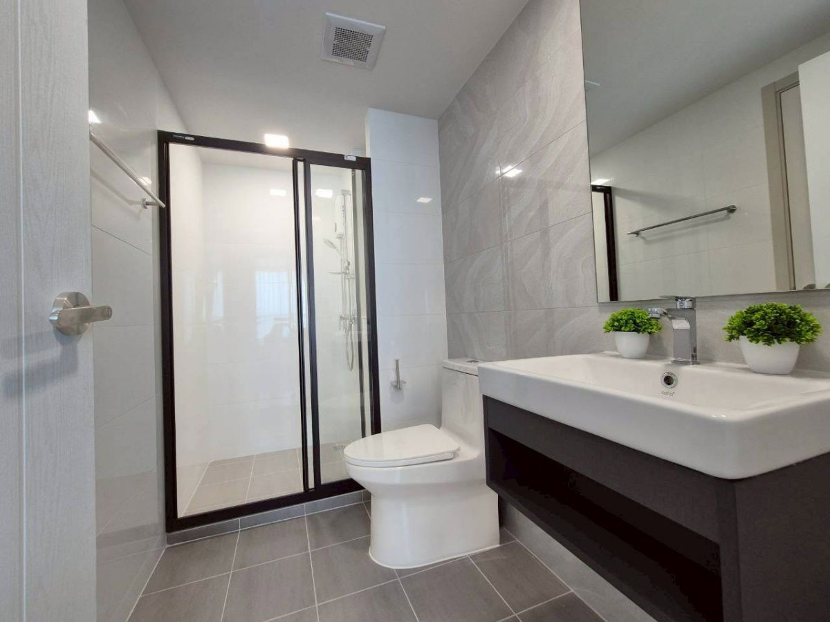 picture PFD-07599 Condo for Rent: ATMOZ Palacio Ladprao-Wanghin  Schedule a viewing ■ Line: @propertyfinder  - 15/16