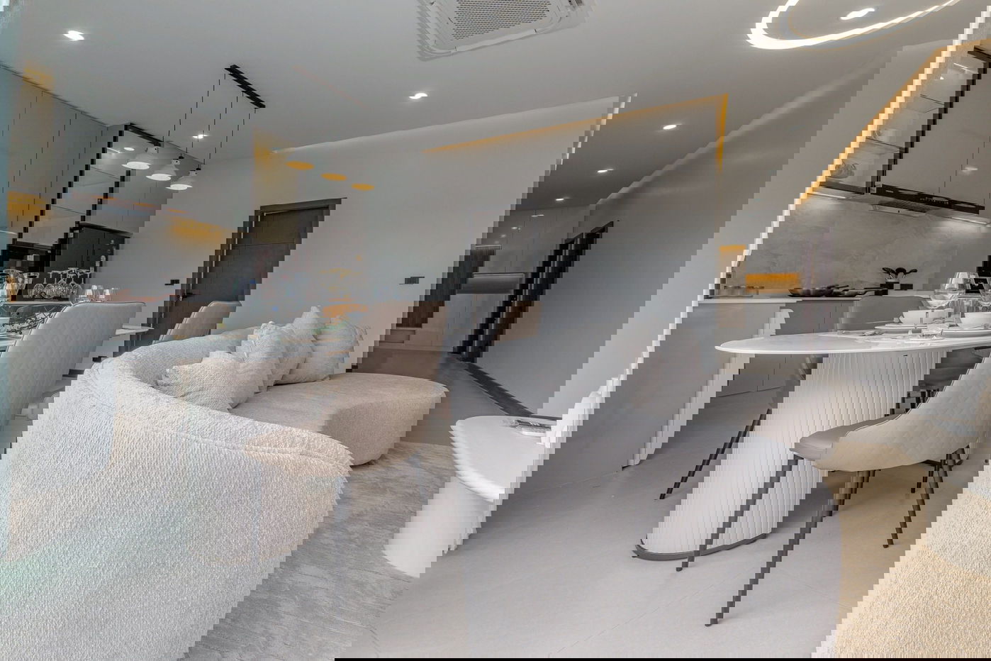 รูป บ้านเดี่ยวสุดหรูพร้อมสระว่ายน้ำส่วนตัวในพัทยา - รูปที่ 5/9