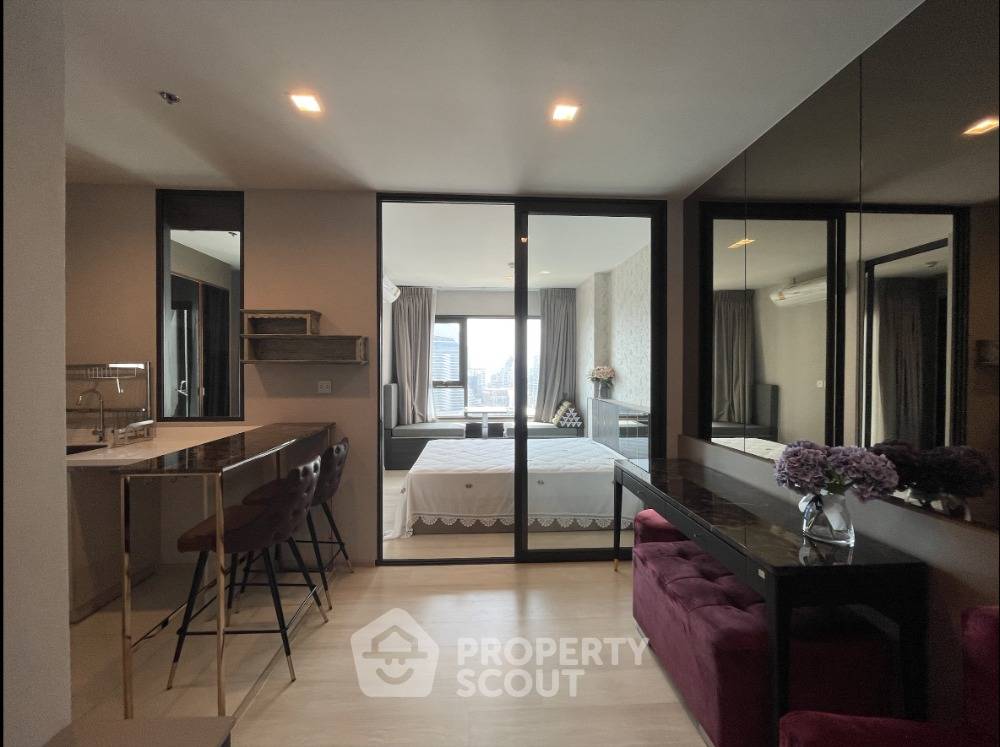 picture 1-BR Condo at Life One Wireless near BTS Phloen Chit (ID 1630966) - 1/5