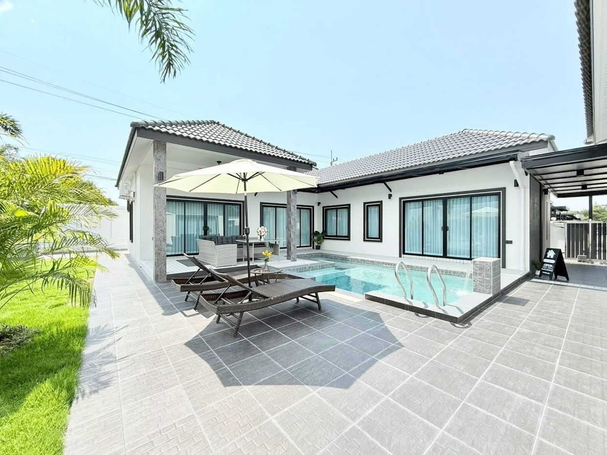 รูป วิลล่าพูลชั้นเดียวสไตล์โมเดิร์น – สยามคันทรีคลับ - รูปที่ 1/15