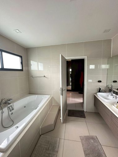 6-bed house for sale, 540 sqm, 110 sq wah, The Plam Pattanakarn