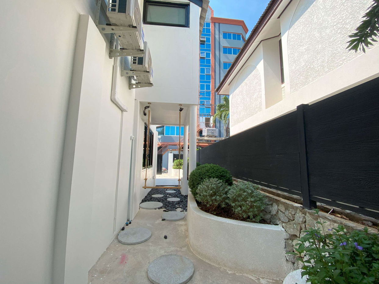 picture Pool Villa in Jomtien Beach for Sale - 16/16