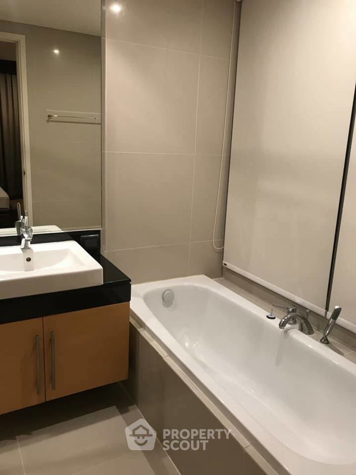 picture 2-BR Condo at Fullerton Sukhumvit near BTS Ekkamai (ID 512767) - 10/13