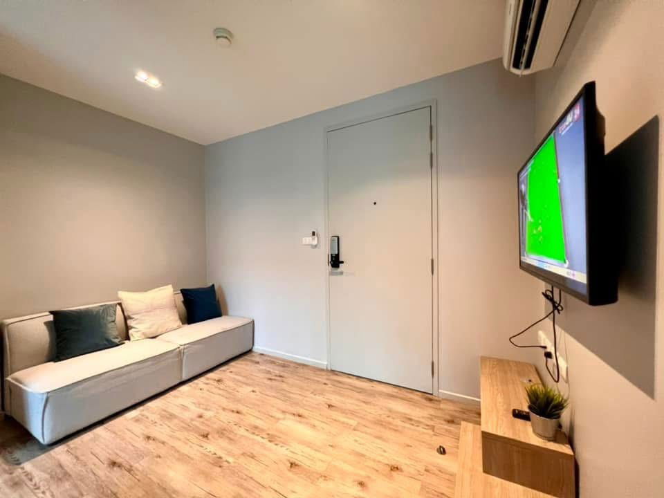 picture 🍀Condo For Rent Aspen Lasalle Near  MRT Srilasall Fully fernished Lease 9000- - 12/20