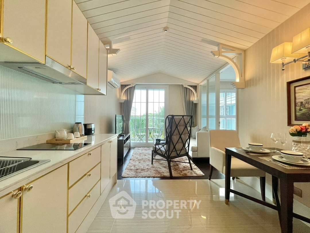 picture 1-BR Condo at Grand Florida Beachfront Pattaya close to Pattaya (ID 2137226) - 11/13