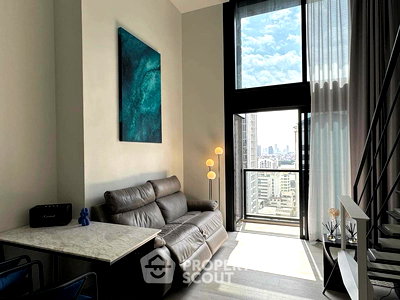 Condos for sale : 1-BR Condo at The Lofts Silom near BTS Surasak (ID 995101)