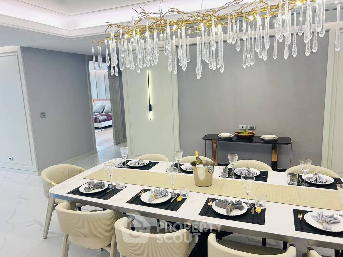 picture 4-BR Condo at Raveevan Suites near MRT Sukhumvit (ID 2050739) - 5/12