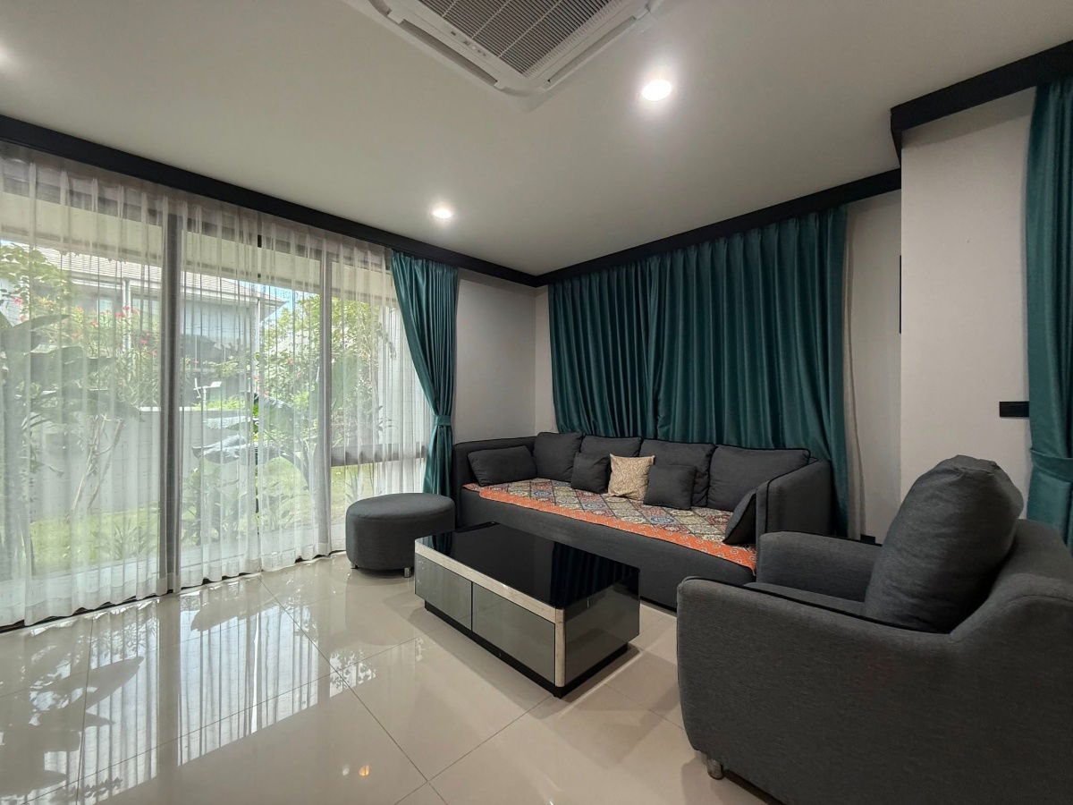 picture For Rent - Setthasiri Krungthep kreetha 2 , Luxury House 4 bedrooms 4 bathrooms - 3/13