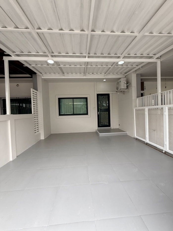 รูป ขายทาวน์เฮาส์ 2 ชั้น ในสยามคันทรีคลับ - รูปที่ 2/18