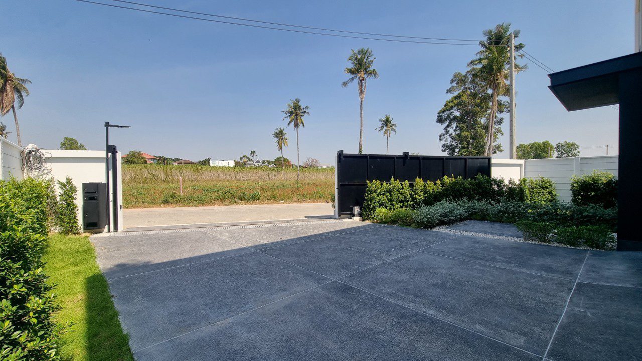 รูป ให้เช่าพูลวิลล่า 5 ห้องนอน ในมาบประชัน - รูปที่ 25/25