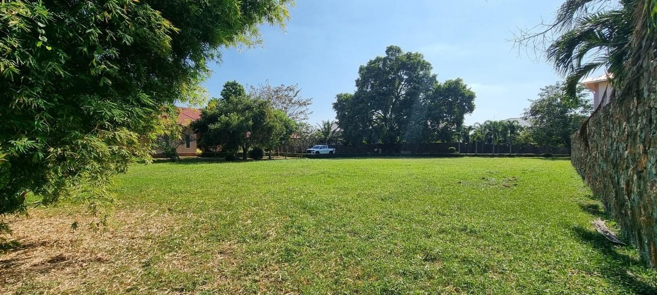 picture Land and House for Sale in Mabprachan - 14/16