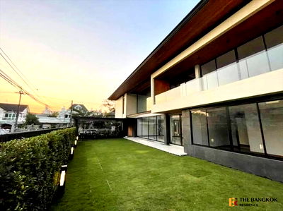 บ้านเดี่ยว วิทยาลัยนานาชาติราฟเฟิลส์ : Evergreen Ville Bangna - Trad  ใกล้ทางด่วน ใกล้รถไฟฟ้า 