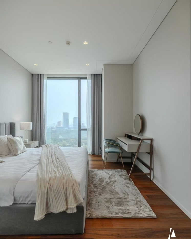 รูป LTH13706 – Condo for Rent | Sindhorn Residence | 359 sqm | 5 Beds 7 Baths | Near BTS Chidlom | 650K/Month | คอนโดให้เช่า ซินด์ฮอร์น เรสซิเดนซ์ - รูปที่ 4/15