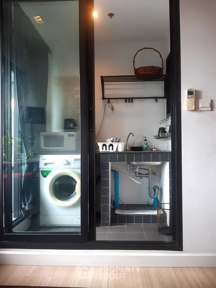 picture 1-BR Condo at The Seed Mingle Sathorn-Suanplu near BTS Sala Daeng (ID 881024) - 7/14