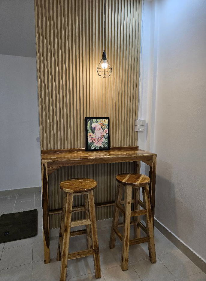 picture 2-Bedroom Semi-Detached House for Sale in Soi Noen Plub Wan - 3/11