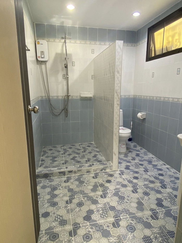 picture 4 Bedrooms Pool Villa in Thepprasit road - 10/10