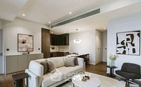 2-BR Condo at Muniq Langsuan near BTS Ratchadamri (ID 2462680)