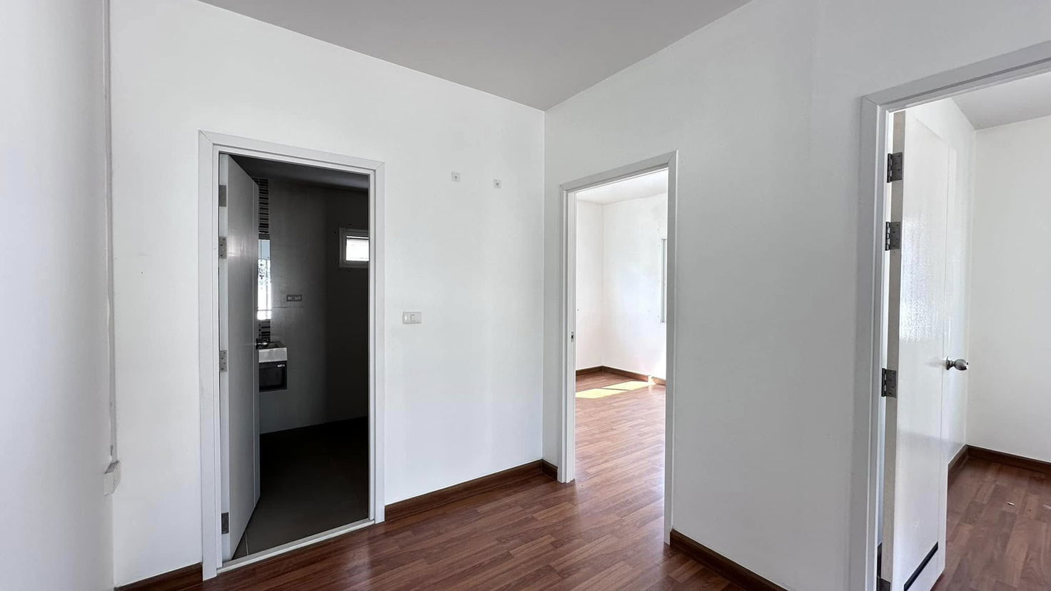 รูป 3 Bedrooms House for Sale in East Pattaya - รูปที่ 8/12