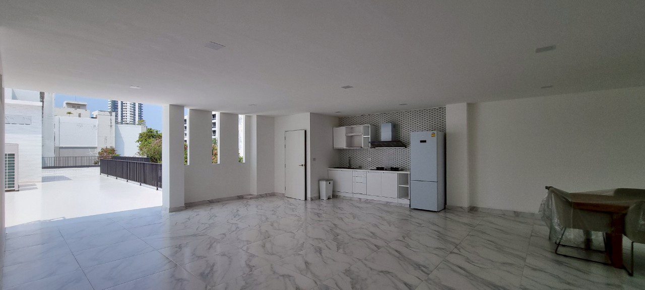 รูป วิลล่าพูลวิลล่าสุดหรูหรา 6 ห้องนอนบนเขาพระตำหนัก - รูปที่ 26/28