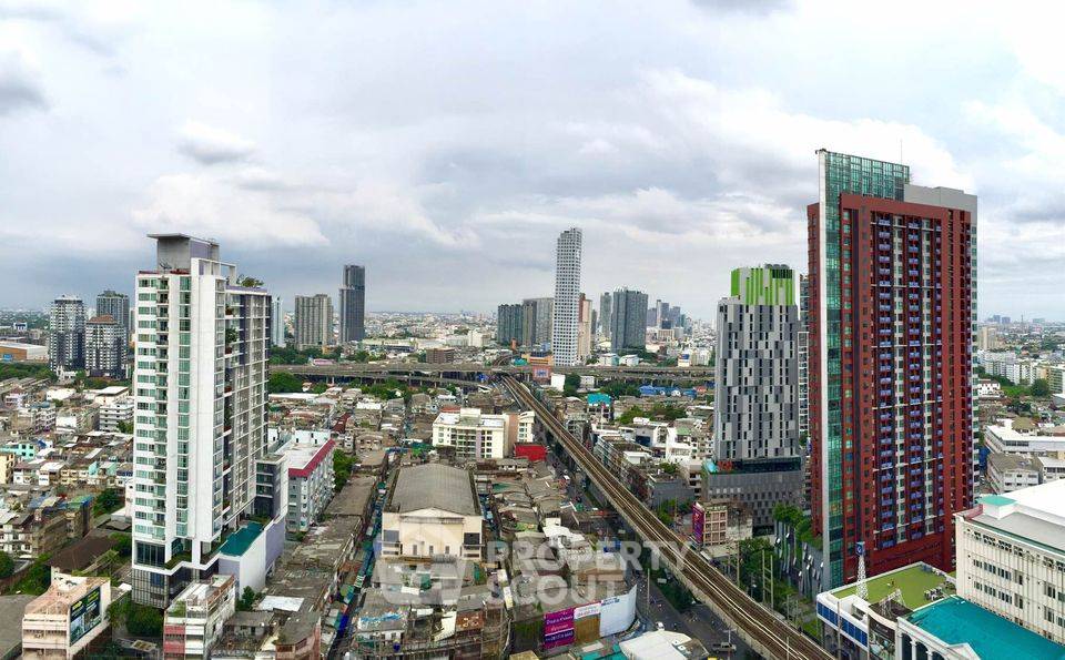 picture 1-BR Condo at Sky Walk Residences near BTS Phra Khanong (ID 666543) - 11/12