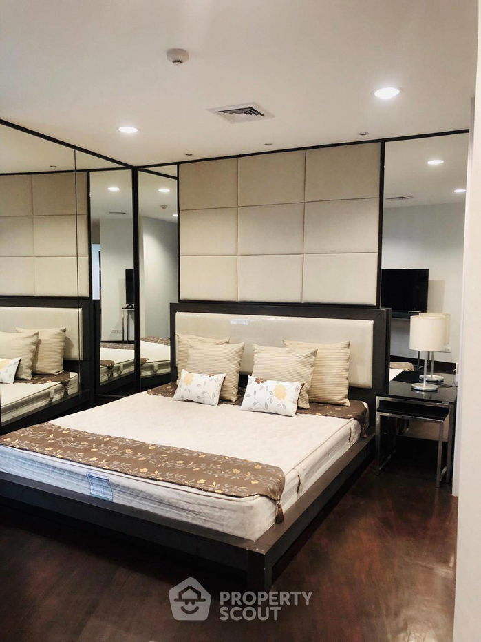 รูป คอนโด 2-ห้องนอน ที่ เออร์บานา หลังสวน คอนโดมิเนียม ใกล้ BTS ราชดำริ (ID 452845) - รูปที่ 3/9