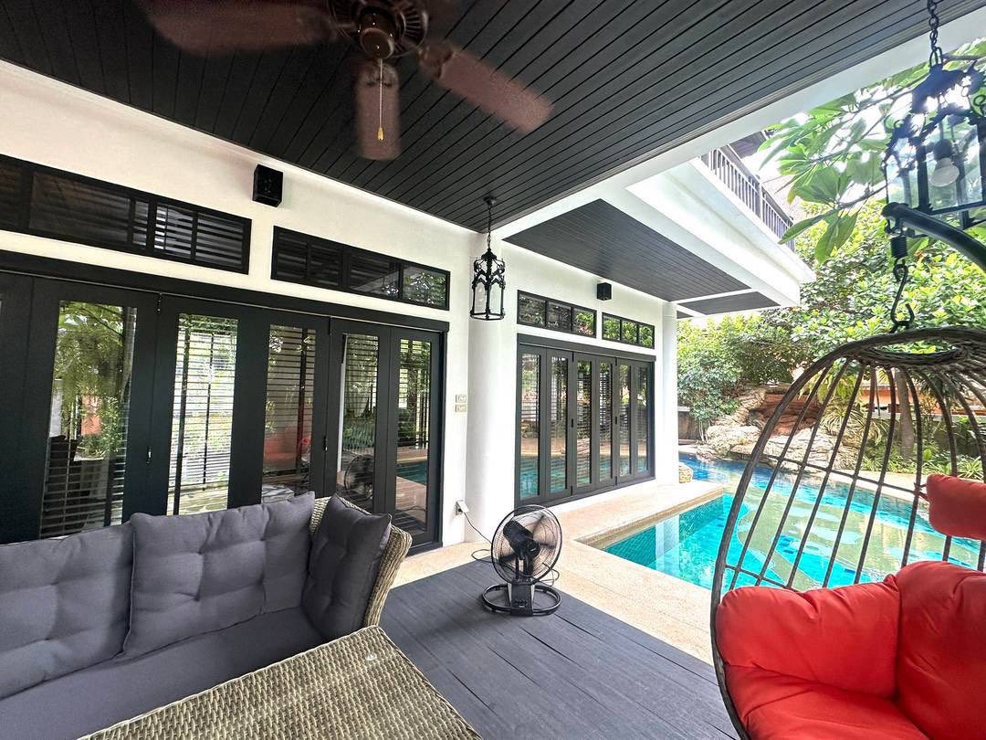 รูป ขายวิลล่าหรูพร้อมสระว่ายน้ำ – จอมเทียน - รูปที่ 2/18