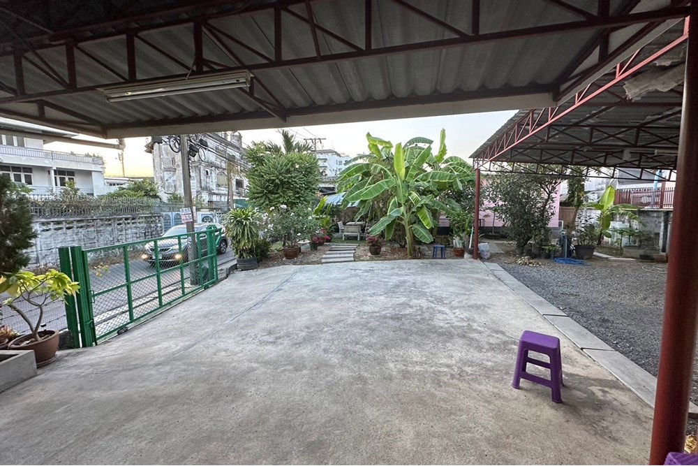 รูป [920021007-296] Land with 2 Houses for Sale - Prime Location in Phra Khanong - รูปที่ 42/44