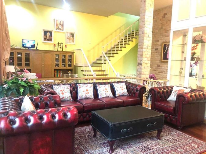 4-bed townhouse for sale, 300 sqm, 33 sq wah, Baan Klang Krung Sathorn-Narathiwas