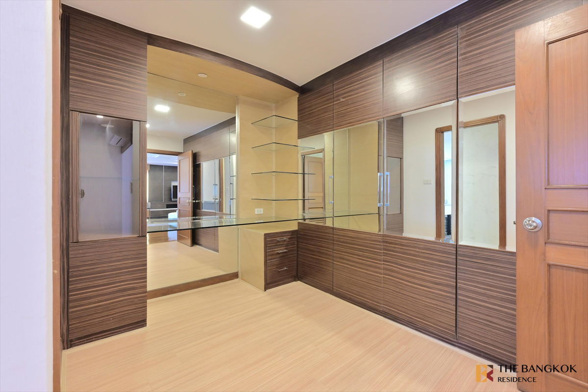 picture ⚡Urgent! Spacious & Beautiful Unit at President Park Sukhumvit 24 Near Bts Phrom Phong - 4/18