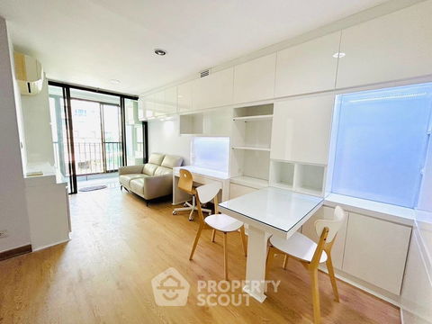 2-BR Condo at Ideo Blucove Sathorn near BTS Wongwian Yai (ID 1940292)
