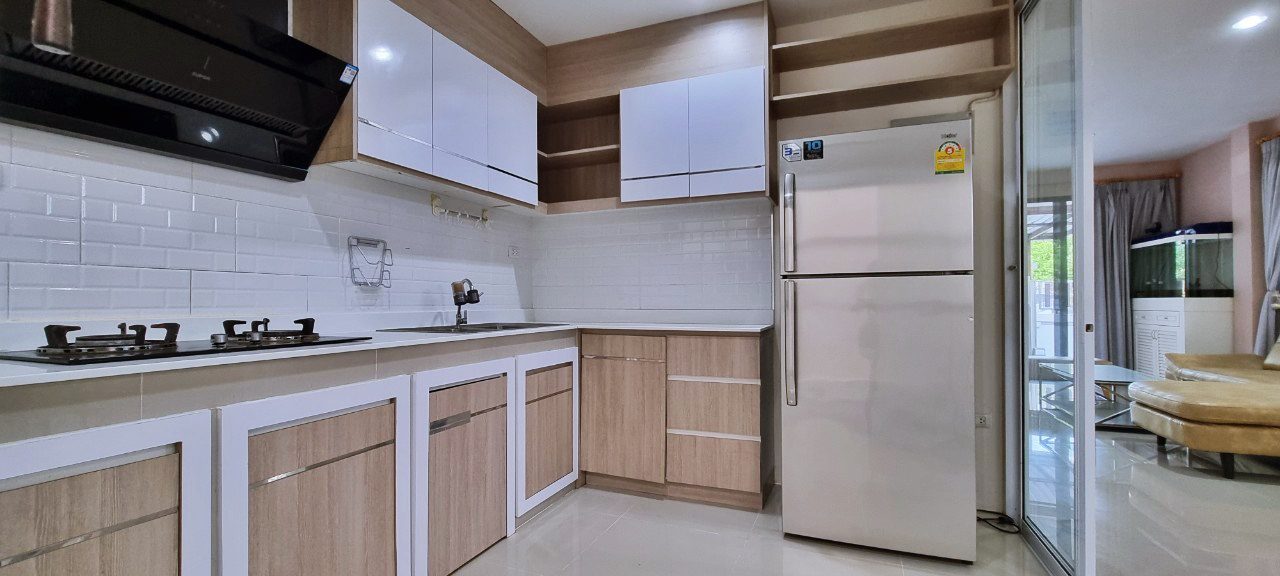 picture 2-Storey House in East Pattaya for Sale - 5/20