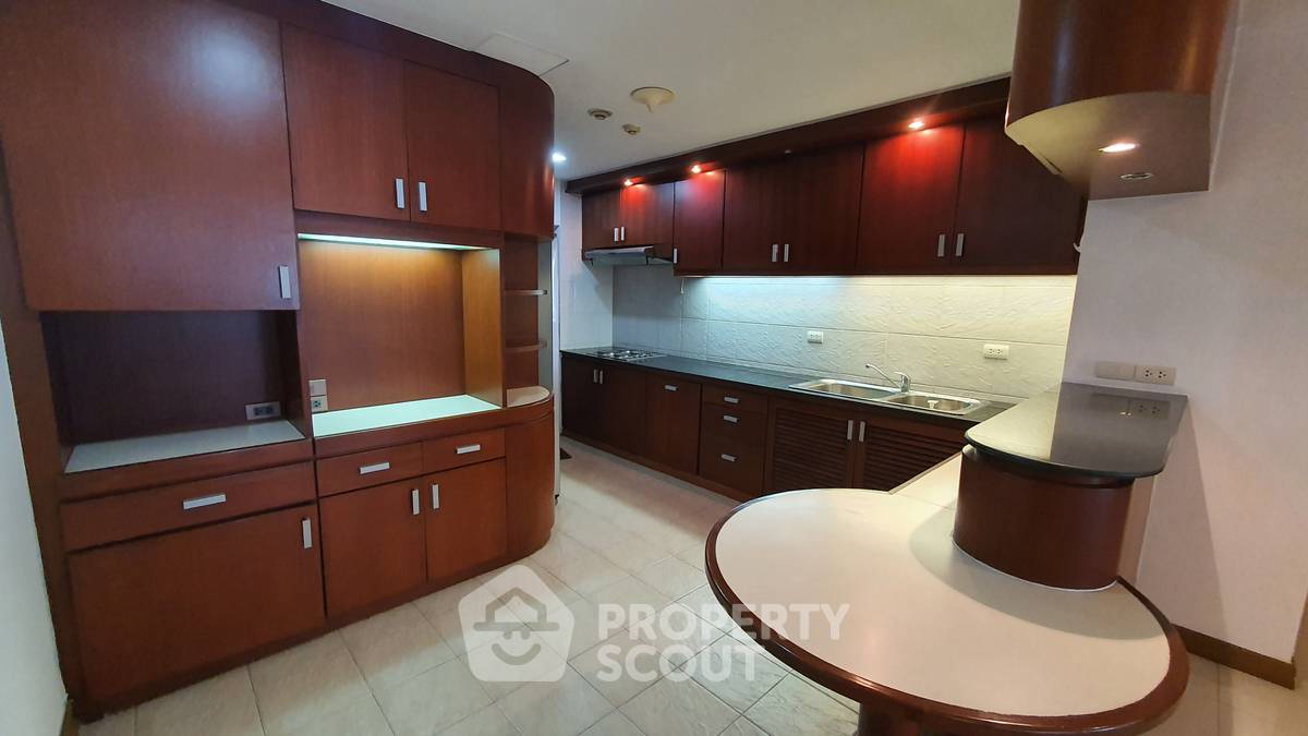 รูป คอนโด 3-ห้องนอน ที่ เดอะ ฮาบิแทต สุขุมวิท 53 คอนโดมิเนียม ใกล้ BTS ทองหล่อ (ID 824503) - รูปที่ 6/26