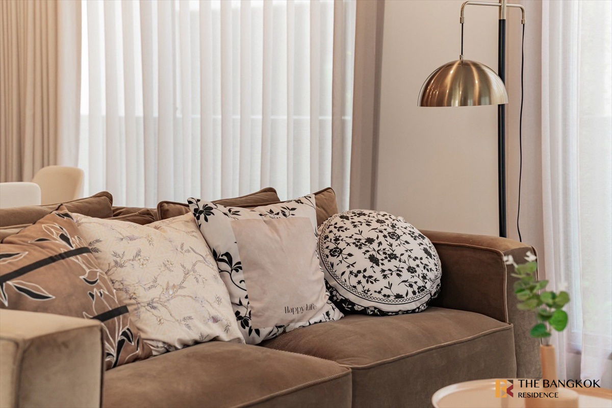 picture the privilege of luxury in an economic hub location burasiri krungthep kreetha - 8/16