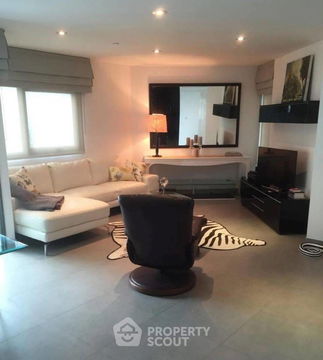 3-BR Condo at Sathorn Gardens near MRT Si Lom (ID 2065729)